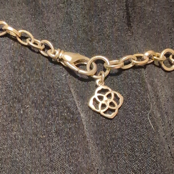 Kendra Scott Gold Station Necklace - Picture 3 of 3